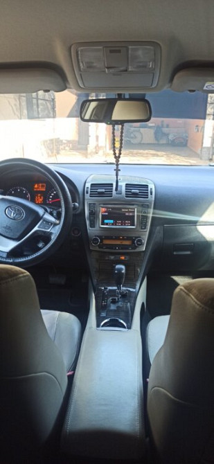 Toyota Avensis 2013 год Бендеры Бендеры - изображение 1