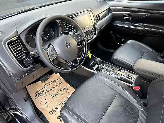 Mitsubishi Outlander 2017 год Кишинёв Кишинёв