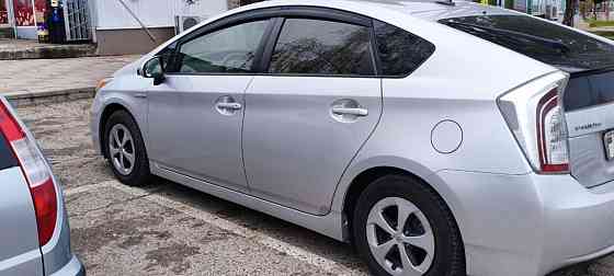 Toyota Prius 2012 an Bender Bender