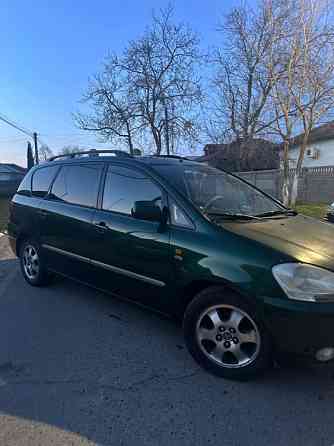 Toyota Avensis Verso 2003 Bender Bender