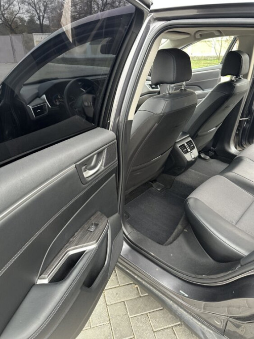 Продам Honda Clarity Plug-in Hybrid Бендеры - изображение 8