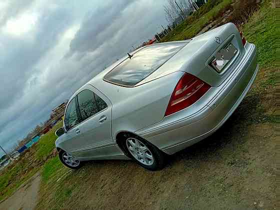 Mercedes S-Class 2000 an Bender Bender
