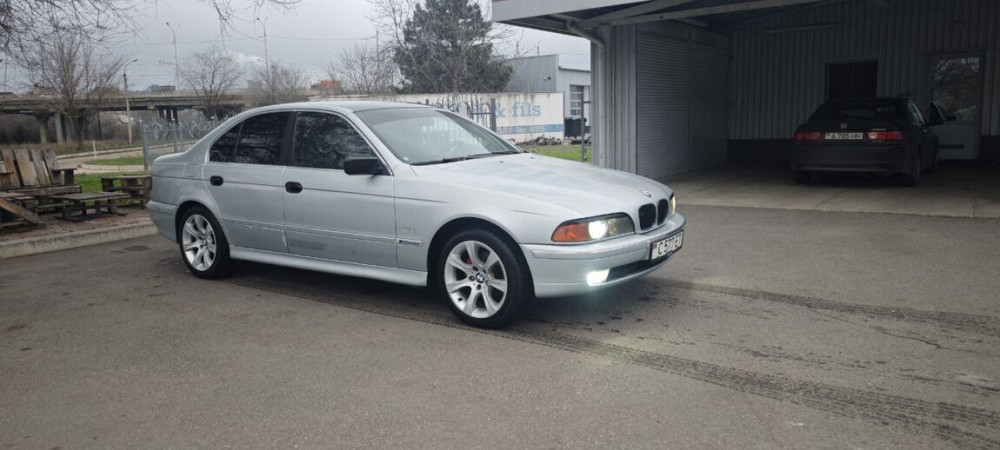 BMW 5 Series 2001 год Бендеры Бендеры - изображение 9