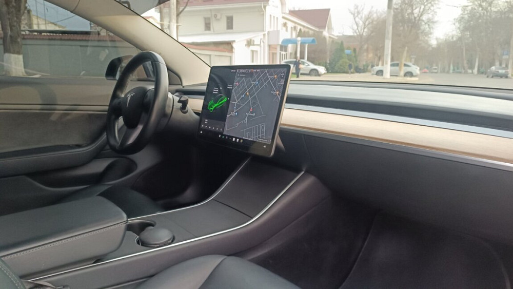 Tesla Model 3 2018 Tiraspol Tiraspol - photo 4