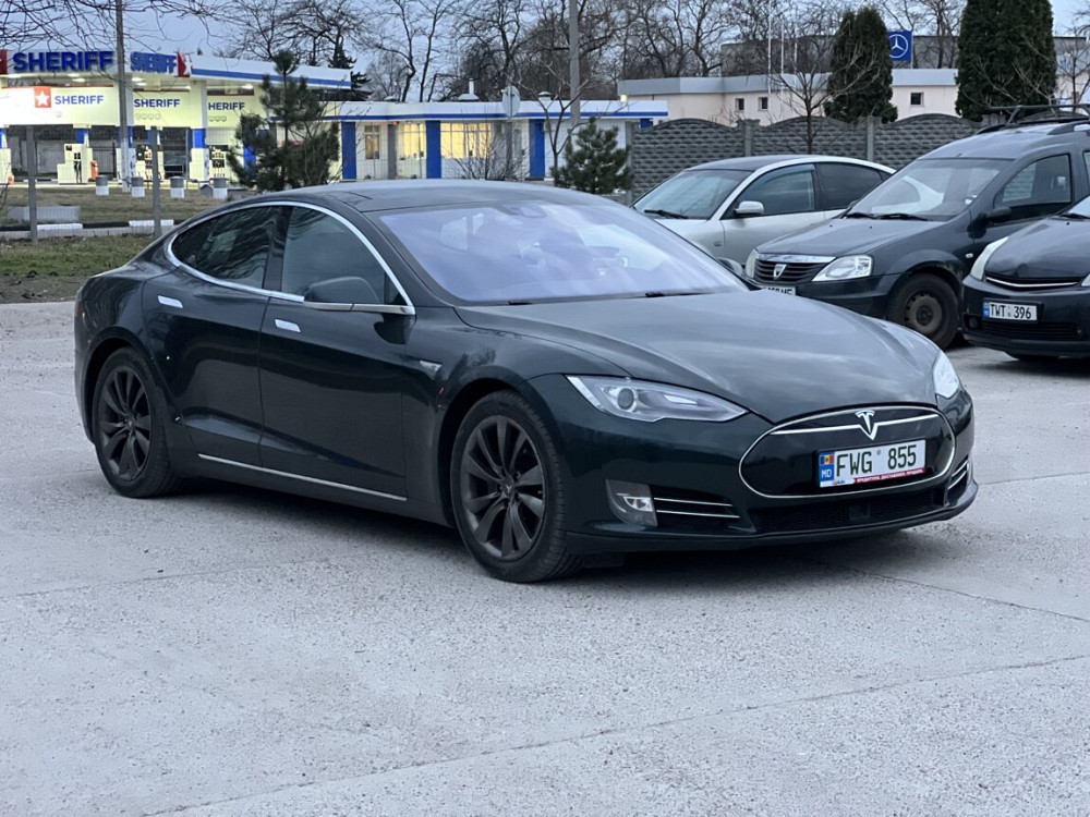 Tesla Model S 2015 год Тирасполь Тирасполь - изображение 1