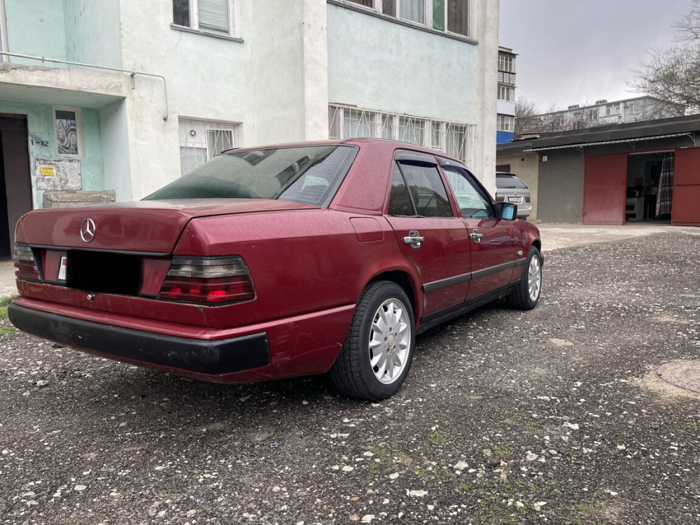 Mercedes W124 1989 Tiraspol Tiraspol - photo 3