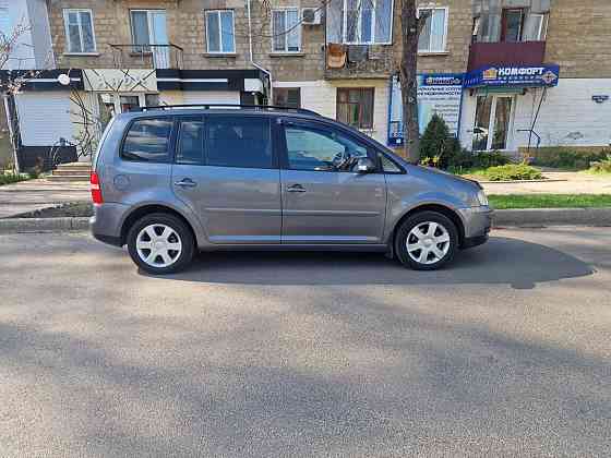 Volkswagen Touran 2006 an Tiraspol Tiraspol