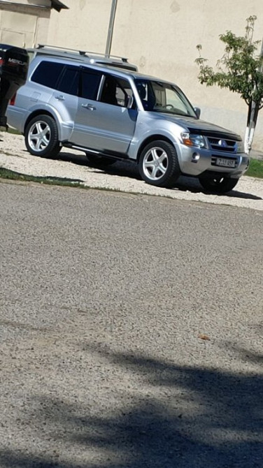 Mitsubishi Pajero 2004 an Tiraspol Tiraspol - fotografie 2
