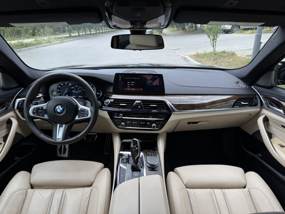 BMW 5 Series 2018 год Бендеры Bender - fotografie 7