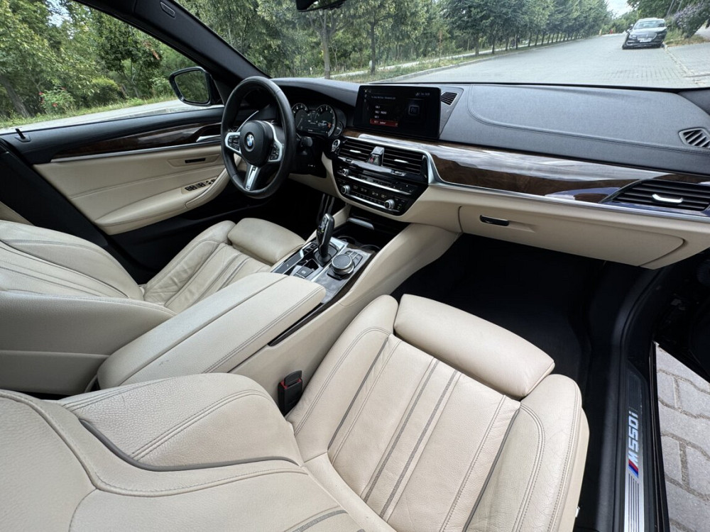 BMW 5 Series 2018 год Бендеры Bender - fotografie 9