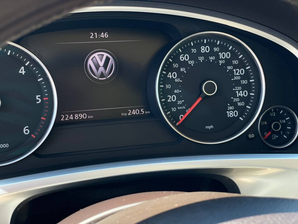 Volkswagen Touareg 2012 год Тирасполь Tiraspol - fotografie 8