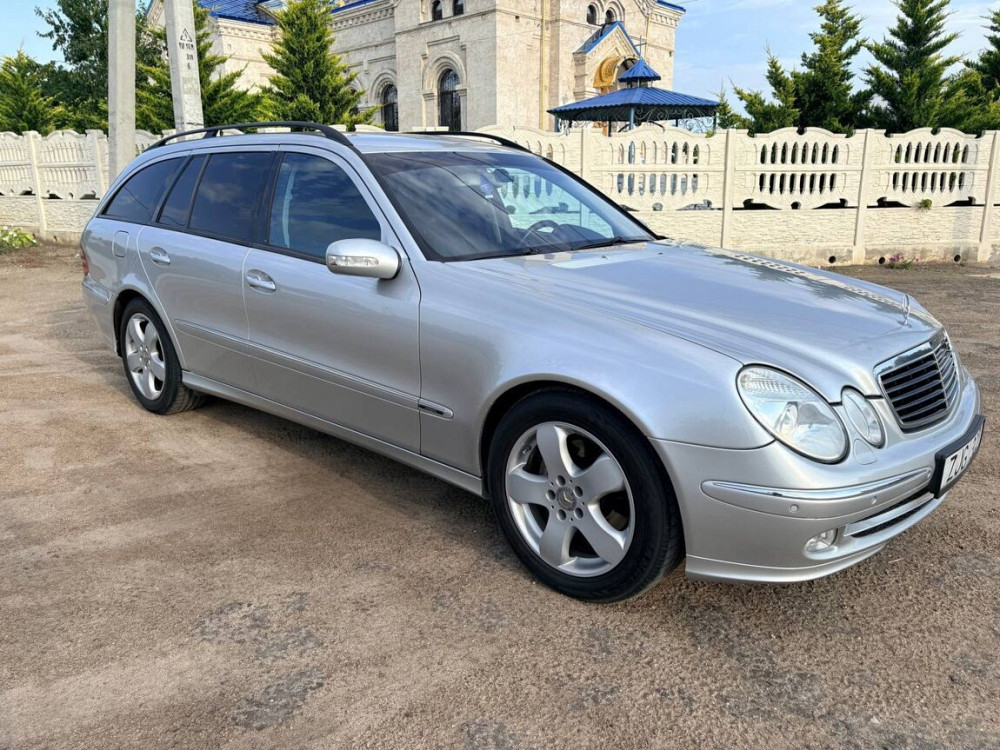Mercedes E-Class 2004 год Тирасполь Tiraspol - fotografie 5