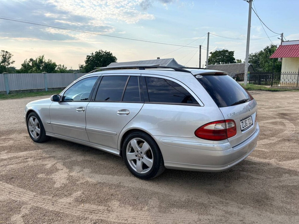 Mercedes E-Class 2004 год Тирасполь Tiraspol - fotografie 7