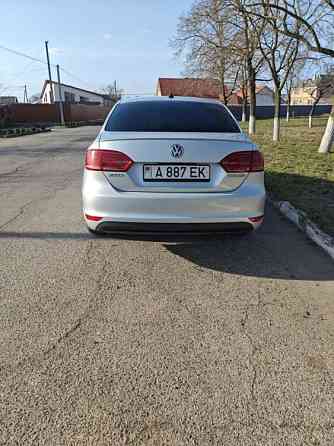 Volkswagen Jetta 2013 год Суклея Суклея