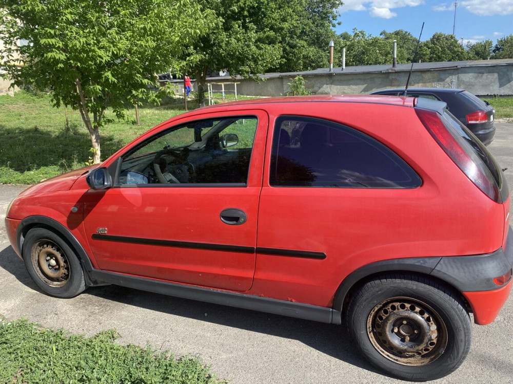 Opel Corsa 2001 год Вадул-луй-Водэ Vadul lui Vodă - fotografie 2