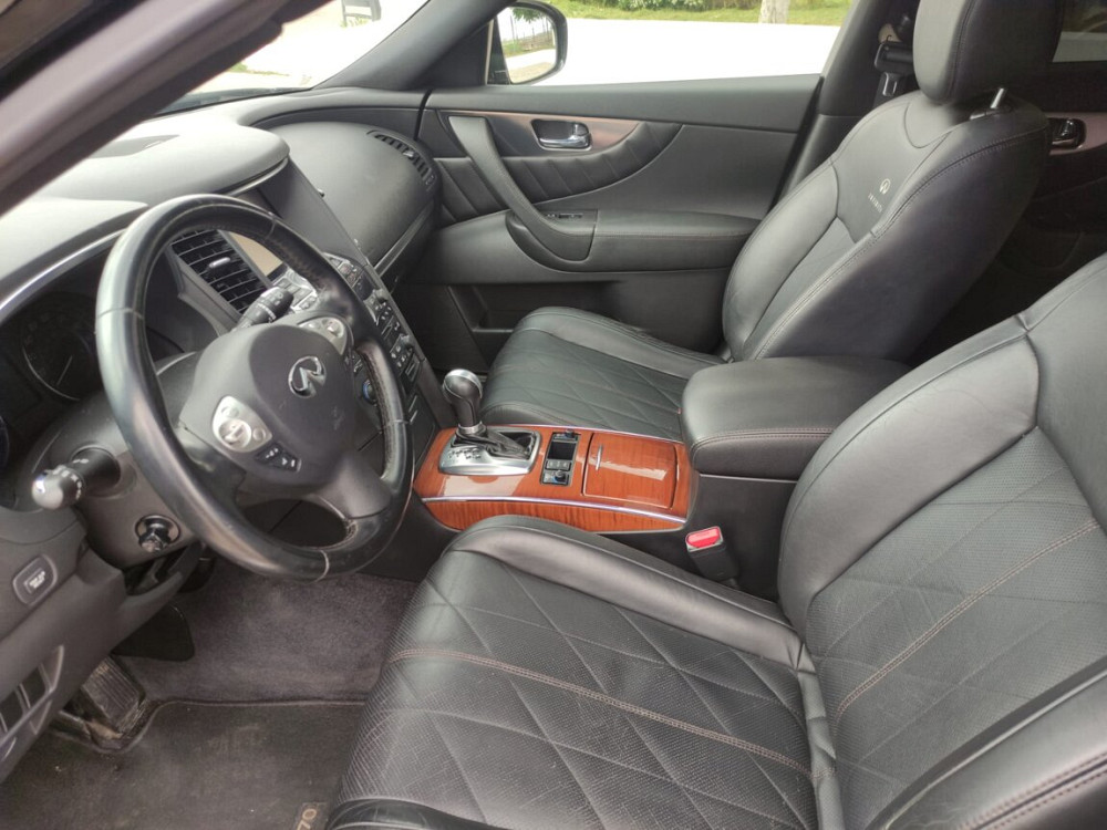 Срочно! Infiniti QX70 2015 года, 3.7 бензин. Rezina - fotografie 8