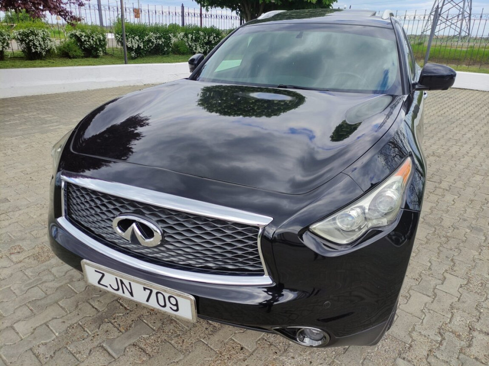 Срочно! Infiniti QX70 2015 года, 3.7 бензин. Rezina - fotografie 7
