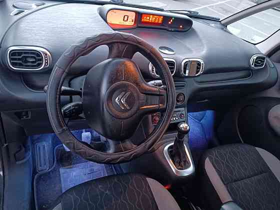 Citroen C3 Picasso 2014 an Bender Bender