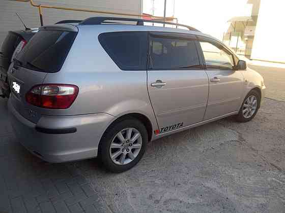 Toyota Avensis Verso 2004 год Тирасполь Тирасполь