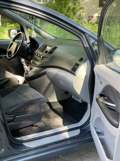 Mitsubishi Grandis 2005 год Тирасполь Тирасполь - изображение 5