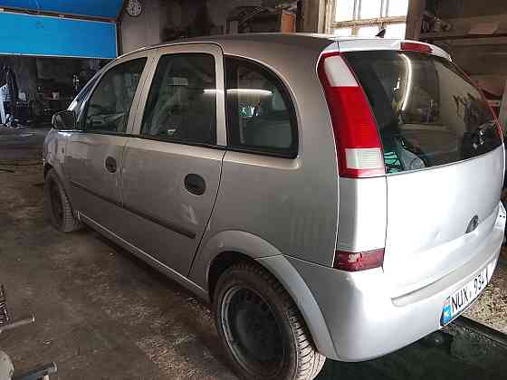 Opel Meriva 2004 год Резина Резина