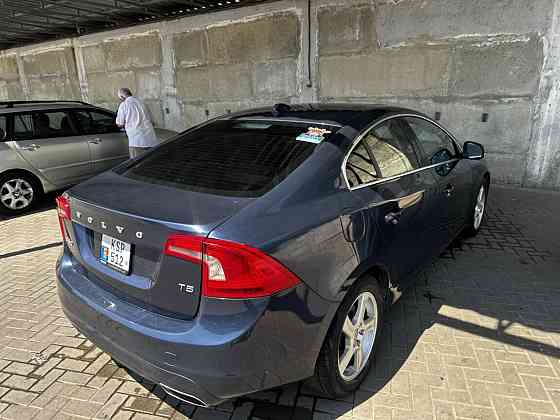 Volvo S60 2015 год Кишинёв Кишинёв