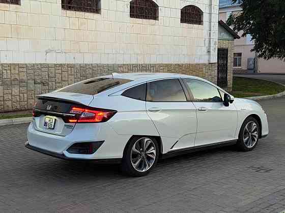 Продаётся Honda Clarity  Turing Plug-in Hybrid 2018 г. в. Tiraspol