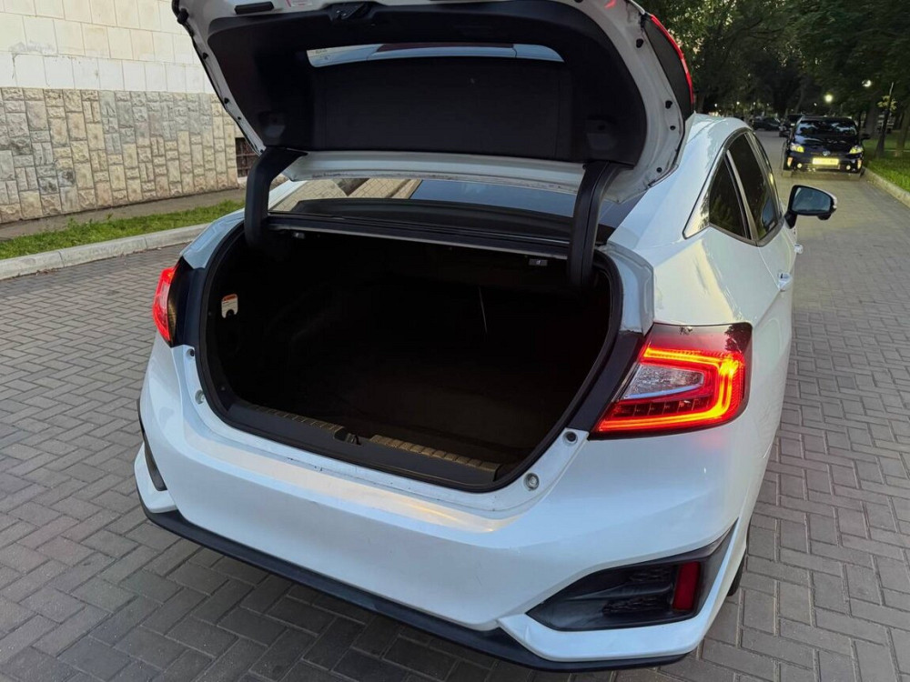 Продаётся Honda Clarity  Turing Plug-in Hybrid 2018 г. в. Tiraspol - fotografie 9
