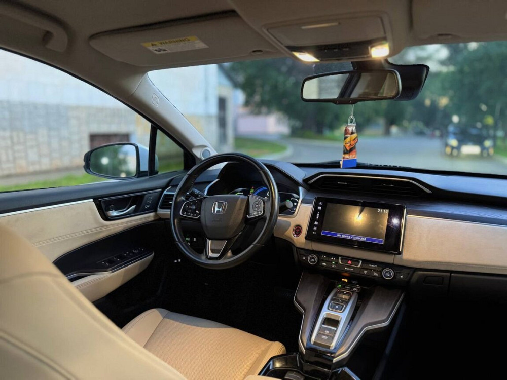 Продаётся Honda Clarity  Turing Plug-in Hybrid 2018 г. в. Tiraspol - fotografie 4