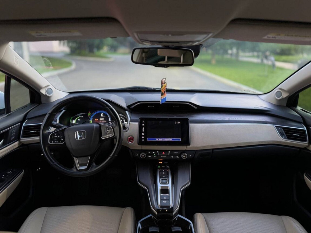 Продаётся Honda Clarity  Turing Plug-in Hybrid 2018 г. в. Tiraspol - fotografie 5