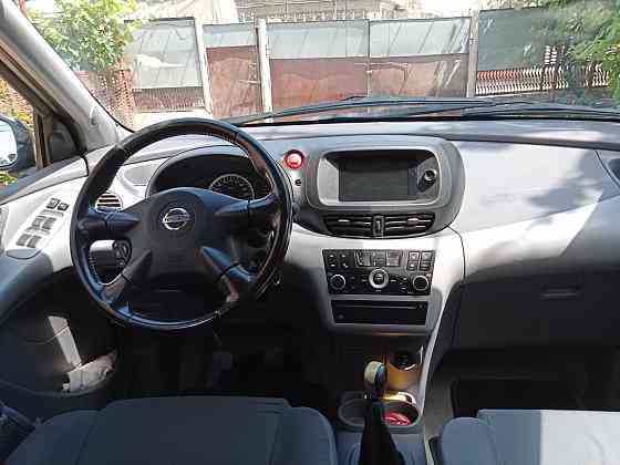 Nissan Almera Tino 2005 an Sucleia Sucleia