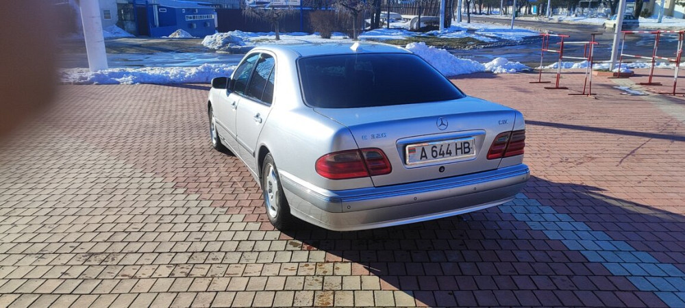 Mercedes E-Class 2001 Tiraspol Tiraspol - photo 2