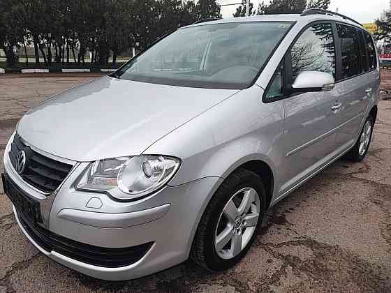 Volkswagen Touran 2009 an Tiraspol Tiraspol