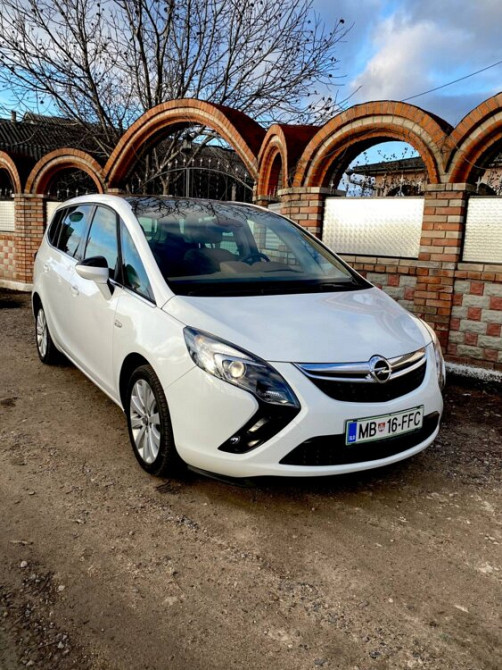 Opel Zafira 2014 an Tiraspol Tiraspol - fotografie 1