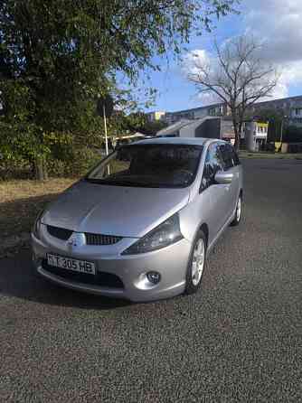 Mitsubishi Grandis 2004 an Tiraspol Tiraspol