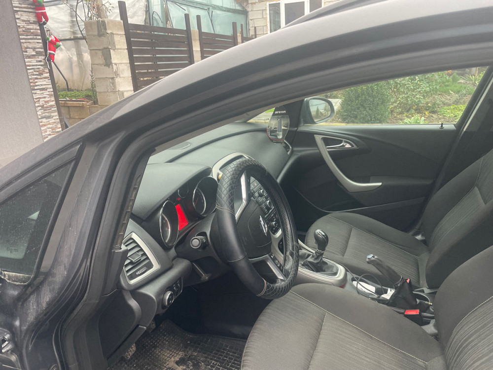Opel Astra 2011 год Кишинёв Кишинёв - изображение 3