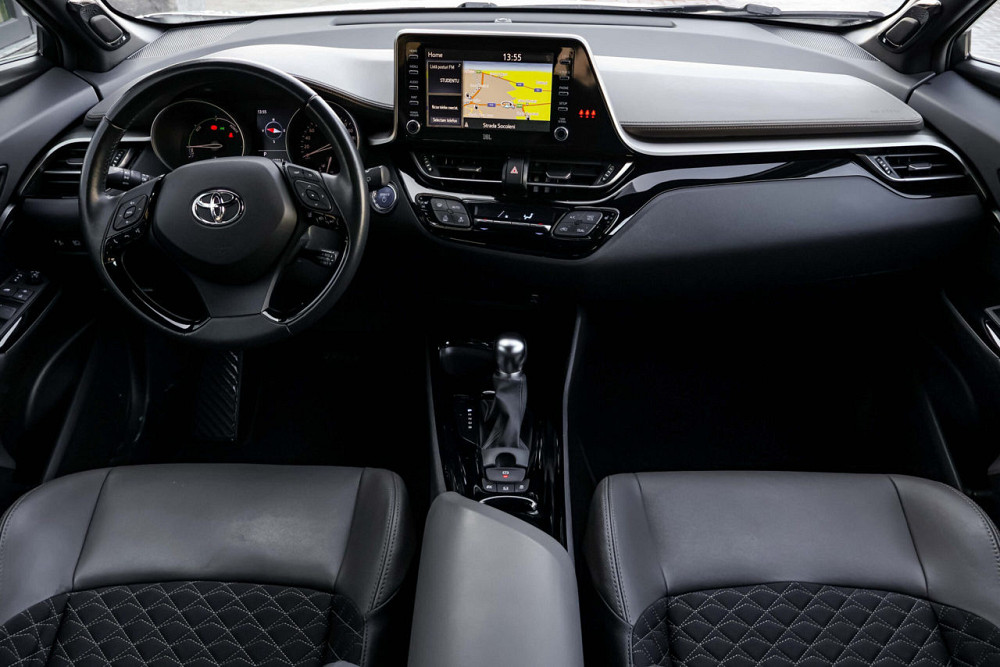 Toyota C-HR 2019 an Orhei Orhei - fotografie 3