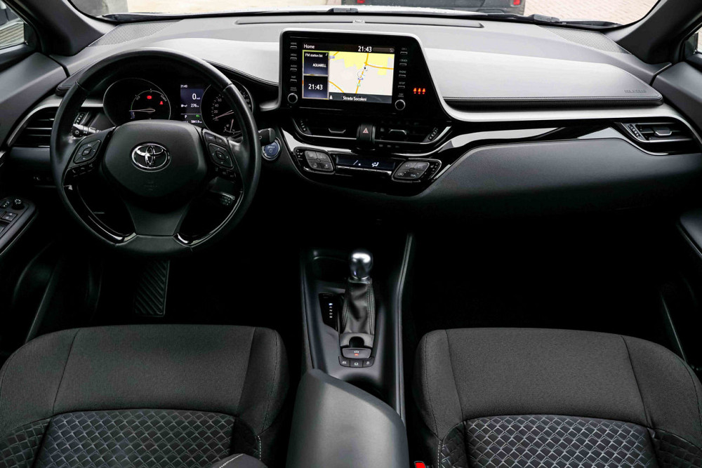 Toyota C-HR 2019 an Orhei Orhei - fotografie 7