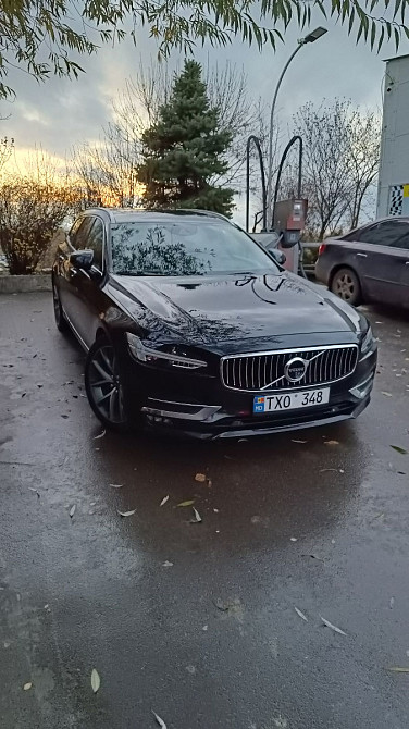 Volvo V90 2018 год Резина Резина - изображение 8