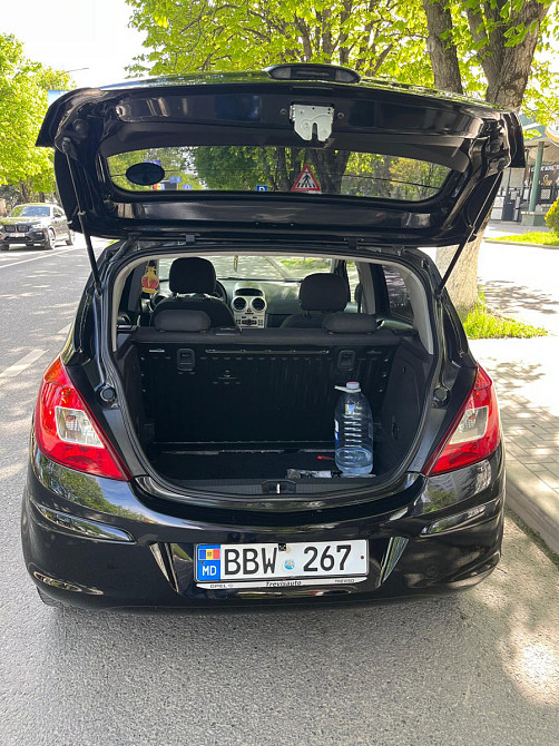Opel Corsa 2010 год Кишинёв Кишинёв - изображение 3