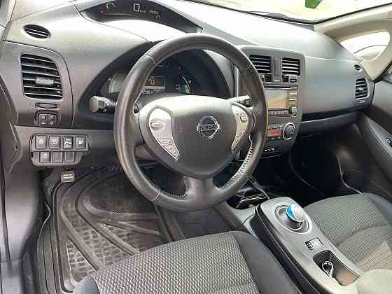 Nissan Leaf 2015 год Кишинёв Кишинёв