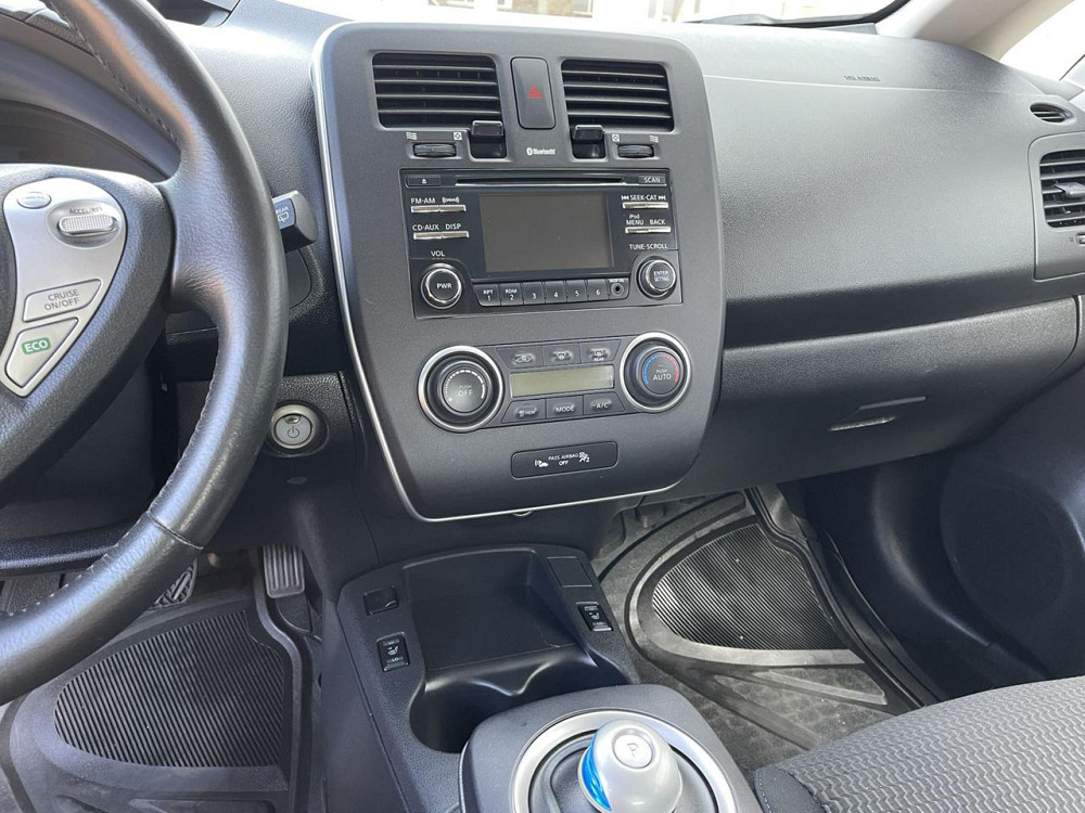 Nissan Leaf 2015 год Кишинёв Кишинёв - изображение 6