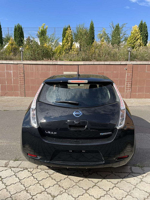 Nissan Leaf 2015 год Кишинёв Кишинёв - изображение 3