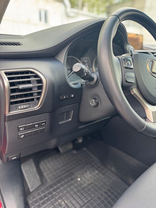 Lexus NX Series Chişinău - fotografie 8