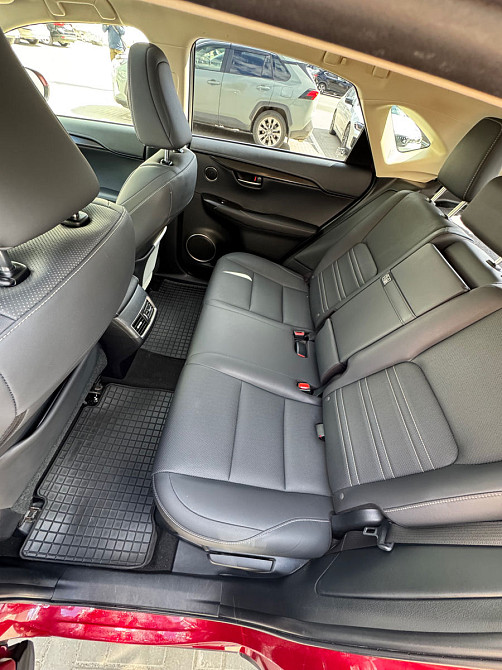 Lexus NX Series Chişinău - fotografie 5
