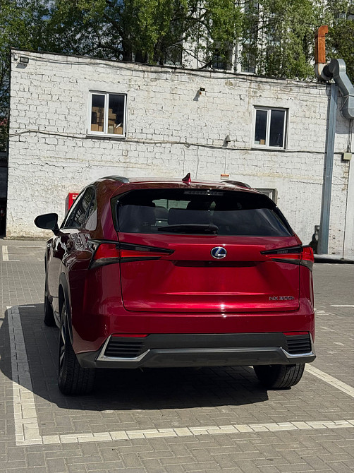 Lexus NX Series Chişinău - fotografie 3