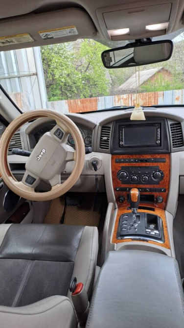 Jeep Grand Cherokee 2009 an Camenca Camenca - fotografie 6