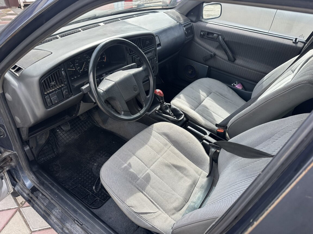 Volkswagen Passat 1990 an Parcani Parcani - fotografie 6