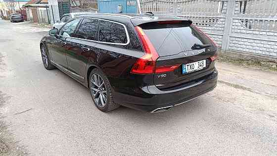 Volvo V90 2018 год Резина Резина