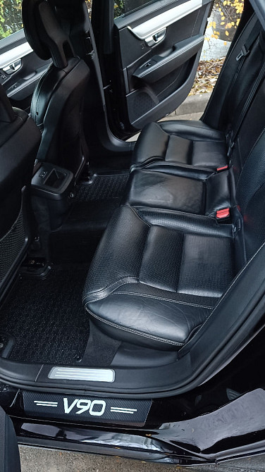 Volvo V90 2018 an Rezina Rezina - fotografie 10